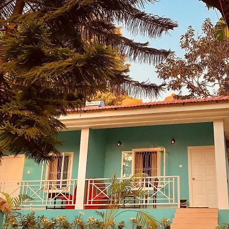 Stan-Inn, North Goa, Vagator, With Strong Wifi,Free Private Parking & Kitchen, Can Cook Where You Stay ภายนอก รูปภาพ