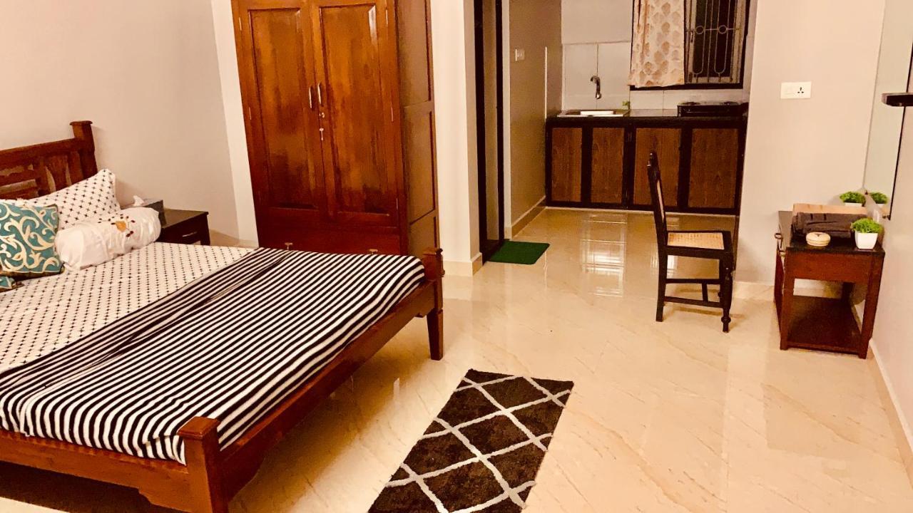 Stan-Inn, North Goa, Vagator, With Strong Wifi,Free Private Parking & Kitchen, Can Cook Where You Stay ภายนอก รูปภาพ