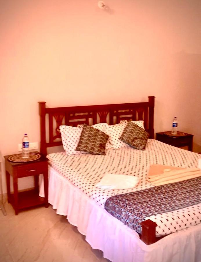 Stan-Inn, North Goa, Vagator, With Strong Wifi,Free Private Parking & Kitchen, Can Cook Where You Stay ภายนอก รูปภาพ